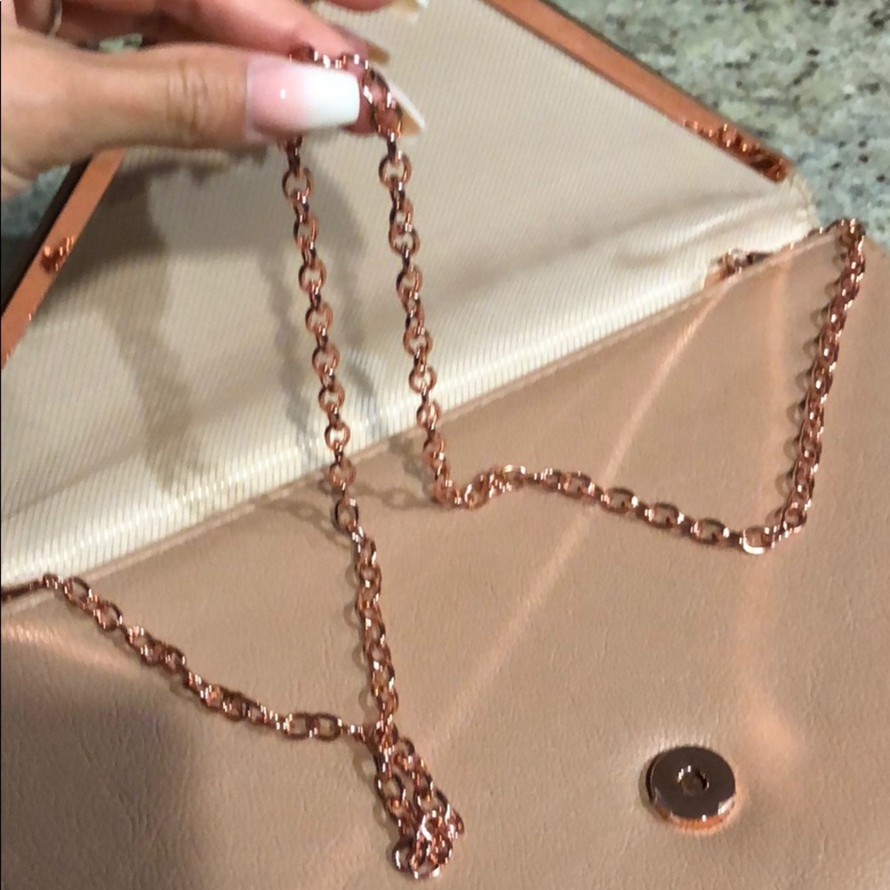 Rose Gold PERFECT gown - Picture 5 of 7